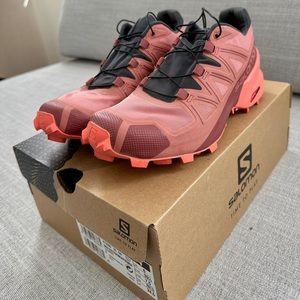 Salomon SpeedCross 5 US 7.5W in Brick Dust/Persimon color